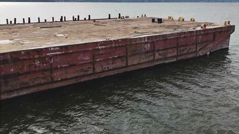 Deck Barge - 240 x 72 - ID 953